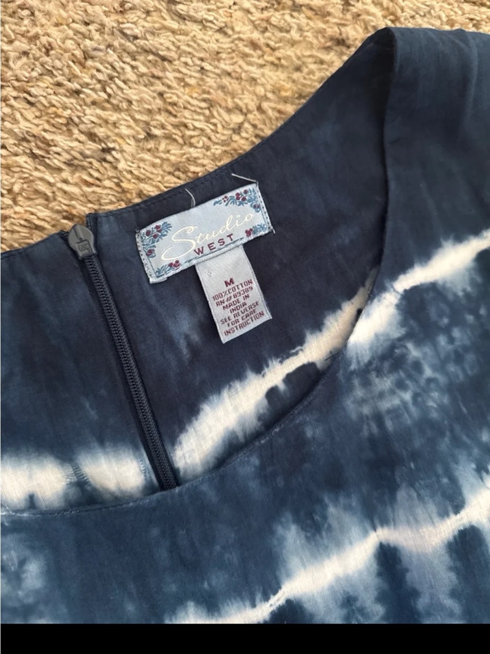 Vintage Studio West 100% Cotton Blue/White Tie-Dye Handkerchief Midi Dress
Med - Picture 8 of 12
